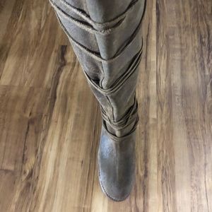 Bed Stu tall suede boot. Only wore them once.